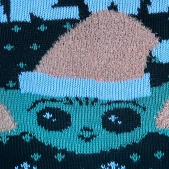 STAR WARS Men's Mandalorian Baby Yoda Santa Knit Ugly Christmas Sweater Large - Picture 3 of 16